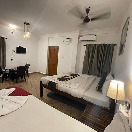 Rj14 Accommodations At Baga Beach Luaran gambar