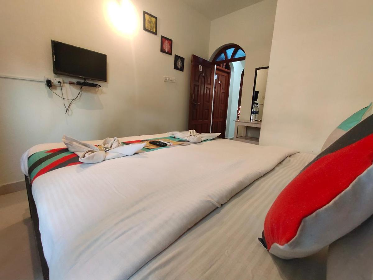 Rj14 Accommodations At Baga Beach Luaran gambar