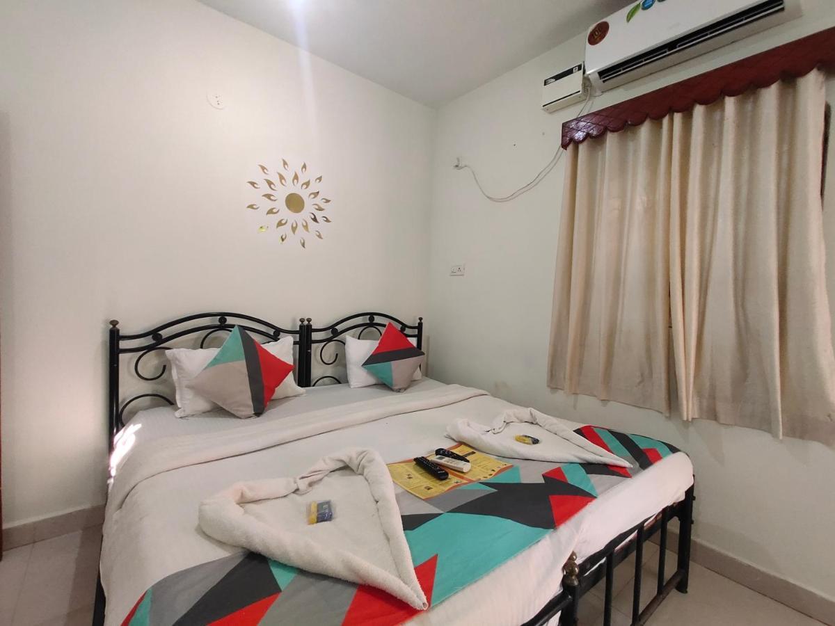 Rj14 Accommodations At Baga Beach Luaran gambar