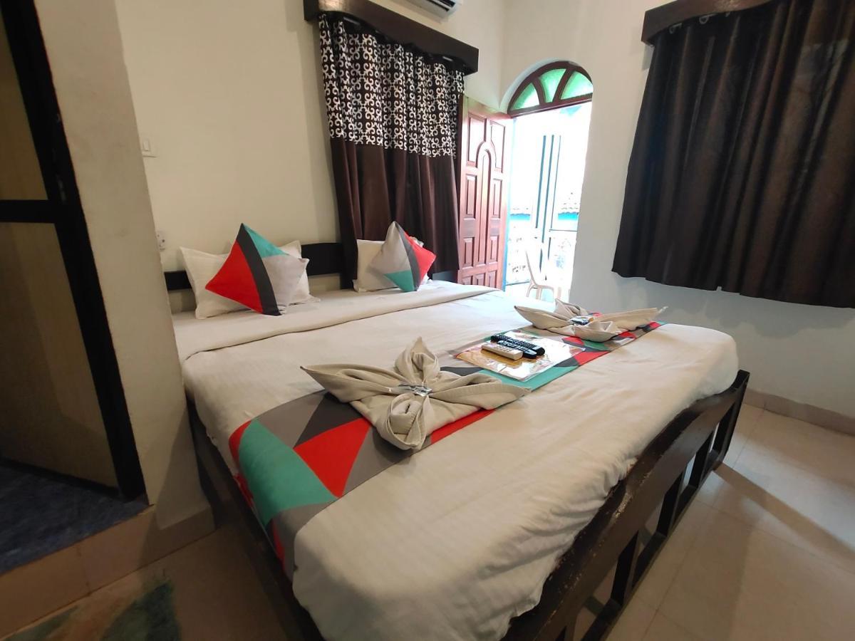 Rj14 Accommodations At Baga Beach Luaran gambar